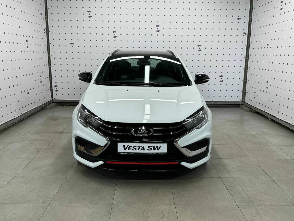 Lada Vesta SW Sportline в Сургут - фото №2